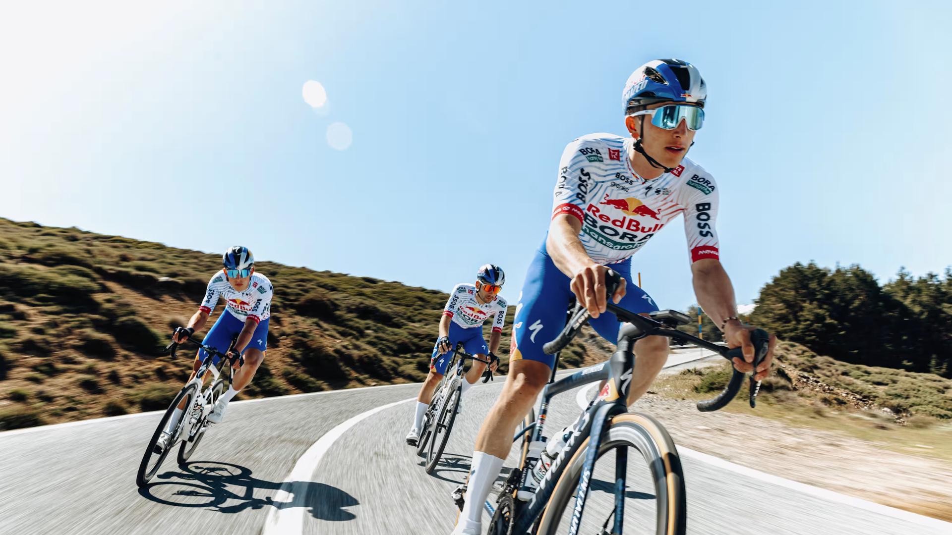 Tým Red Bull BORA překvapuje! Nejhezčí dresy letošní Tour?